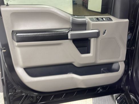 Used 2020 Ford F150 XLT w/ Equipment Group 302A Luxury AWD/4WD image 12