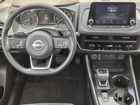 Used 2023 Nissan Rogue SV FWD image 24