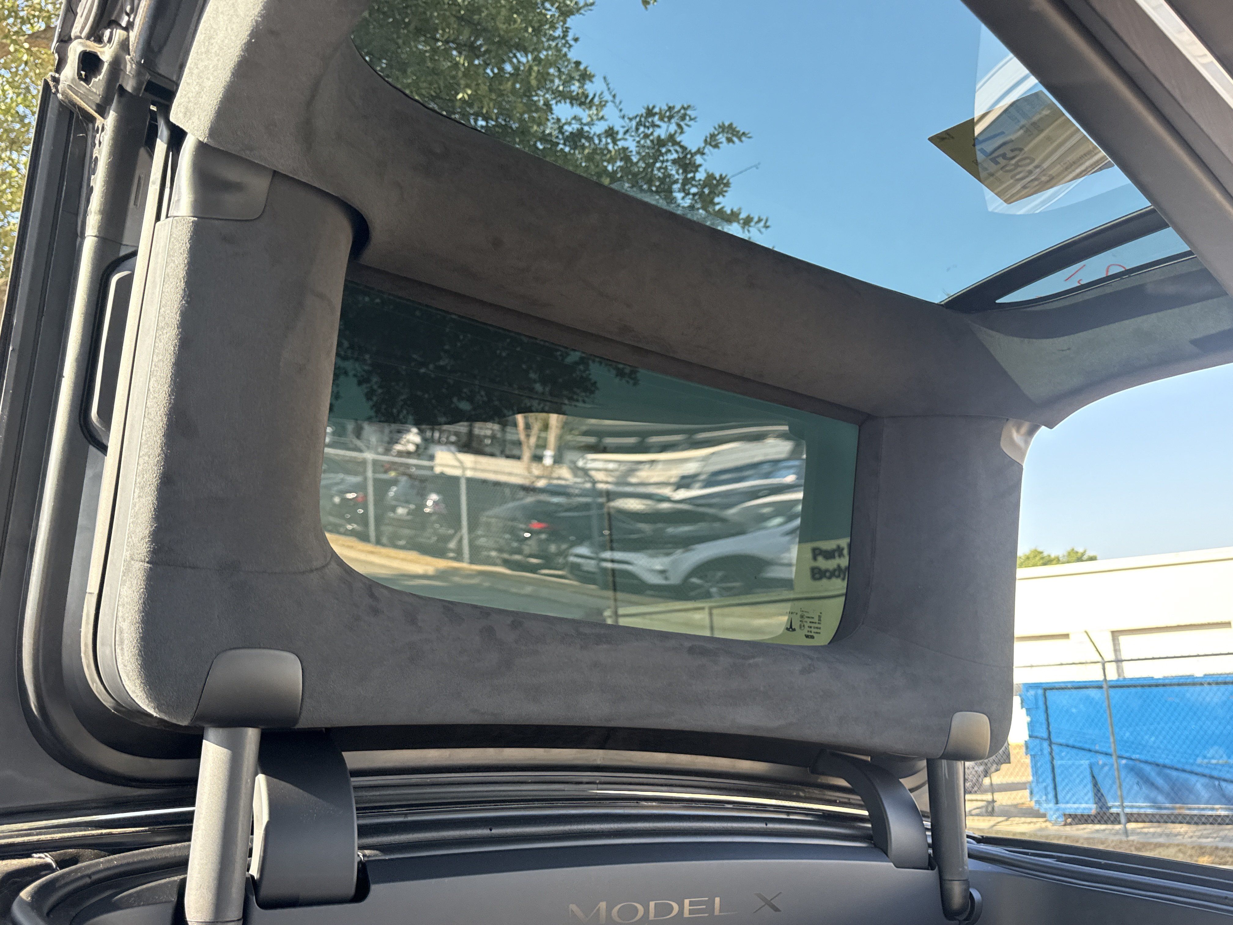 Used 2025 Tesla Model X AWD/4WD image 9