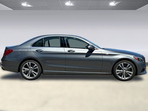 Used 2017 Mercedes-Benz C 300 Sedan image 8