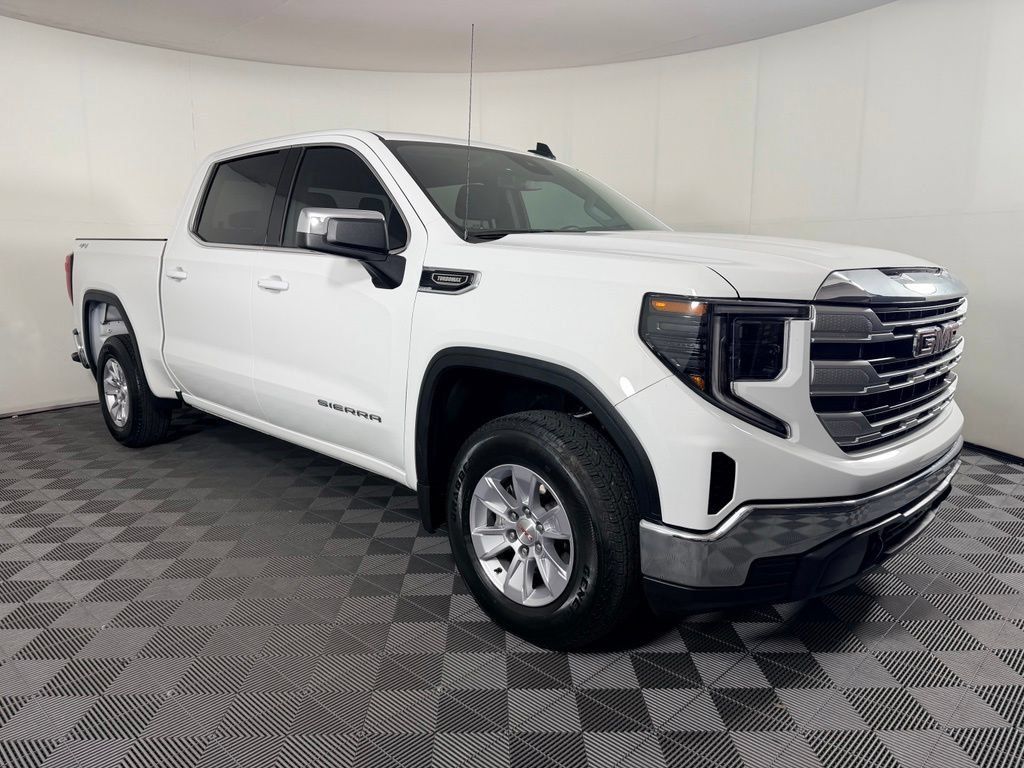 Used 2026 GMC Sierra 1500 SLE AWD/4WD image 5