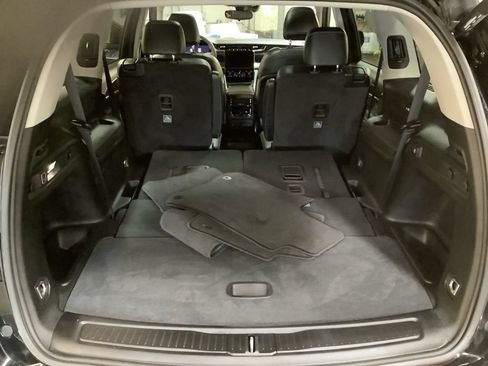 Certified 2023 Jeep Grand Cherokee L Limited w/ Trailer Tow Group (B) AWD/4WD image 15