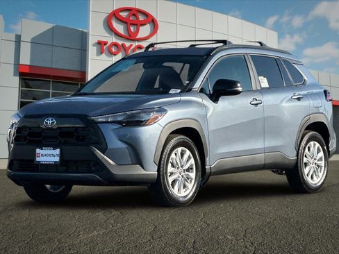 Certified 2026 Toyota Corolla Cross LE image 7