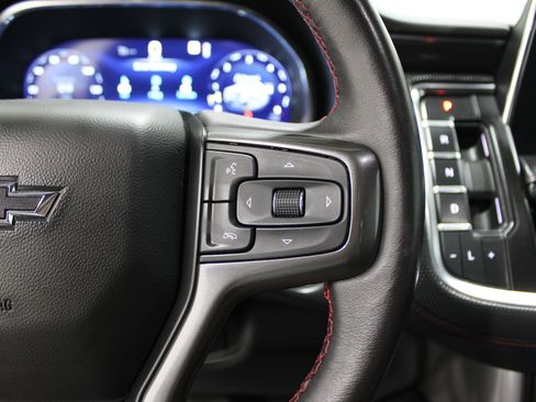 Used 2022 Chevrolet Suburban RST w/ Luxury Package image 12