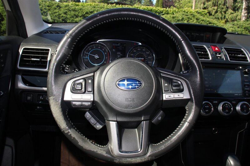 Used 2017 Subaru Forester 2.5i Touring AWD/4WD image 20