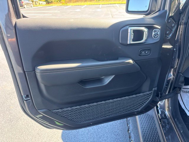 New 2027 Jeep Wrangler Unlimited Sahara AWD/4WD image 14
