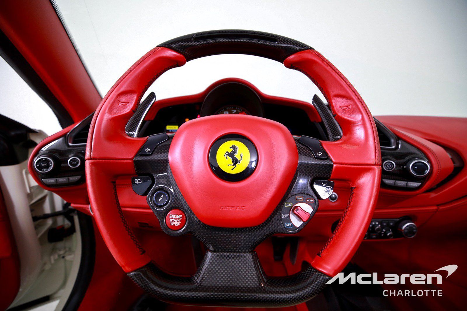 Used 2018 Ferrari 488 Spider RWD image 15