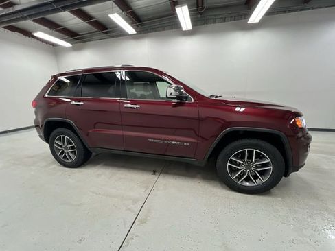 Used 2020 Jeep Grand Cherokee Limited w/ Trailer Tow Group IV image 9