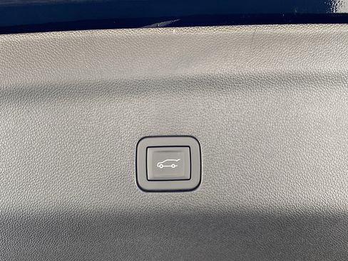 Used 2026 Cadillac Escalade Platinum Sport image 52