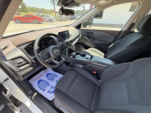 Used 2023 Nissan Rogue S AWD/4WD image 26