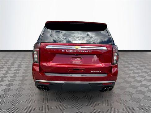 Used 2021 Chevrolet Suburban Premier w/ Premium Package image 7