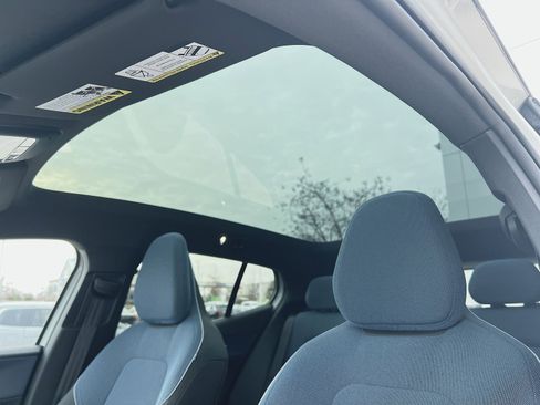 New 2026 Volvo EX30 Plus w/ Protection Package Premier image 24