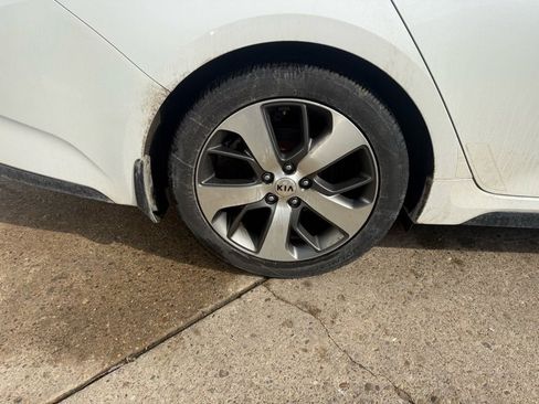 Used 2019 Kia Optima S image 7