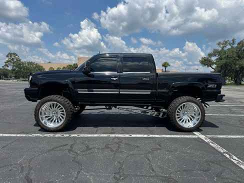 Used 2004 Chevrolet Silverado 1500 4x4 Crew Cab w/ Z71 Convenience Package 2 image 9