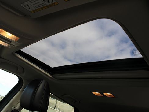 Used 2021 MAZDA CX-5 Touring w/ Touring Preferred SV Package image 22