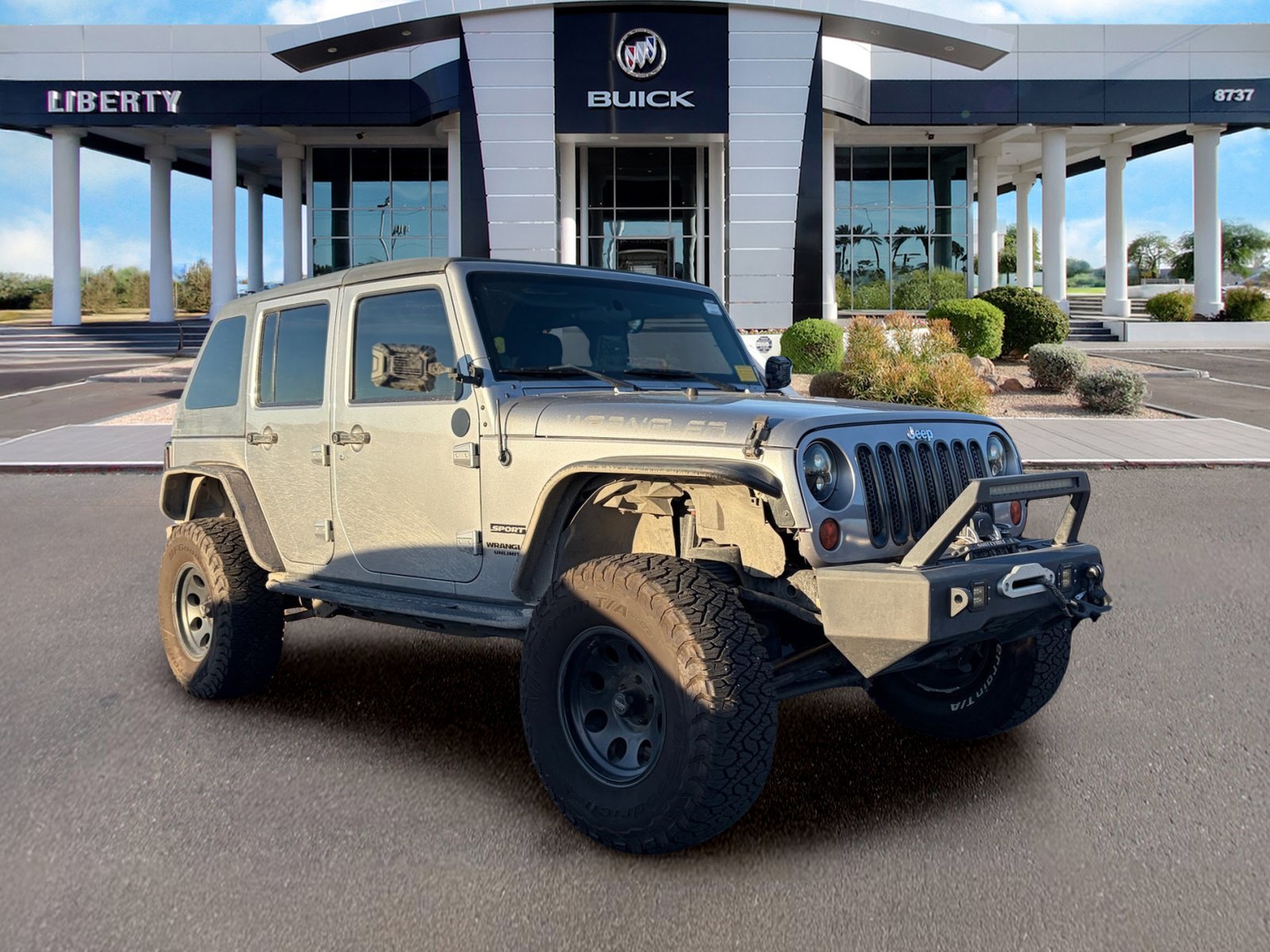 Used 2013 Jeep Wrangler Unlimited Sport AWD/4WD image 2
