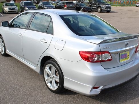 Used 2013 Toyota Corolla S w/ Premium Pkg FWD image 29