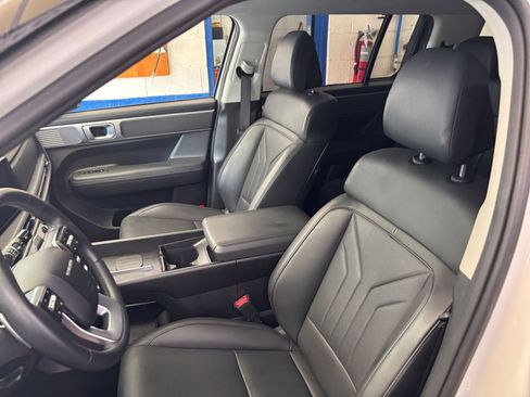 Used 2026 Hyundai Santa Fe SEL AWD/4WD image 33