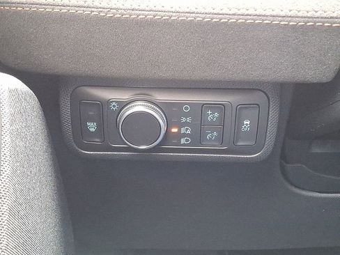 Used 2021 Ford Mustang Mach-E GT image 26