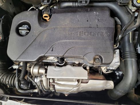 Used 2018 Chevrolet Cruze LS image 30