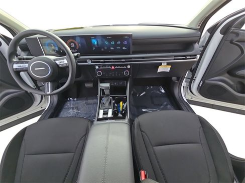 Certified 2025 Hyundai Tucson SEL image 9