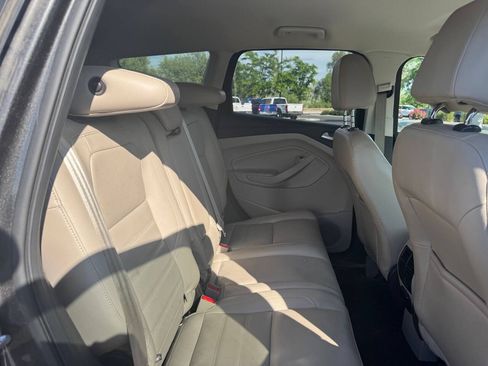 Used 2017 Ford Escape SE w/ SE Leather Comfort Package AWD/4WD image 14