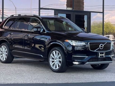 Used 2016 Volvo XC90 T6 Momentum w/ Momentum Plus Package image 22