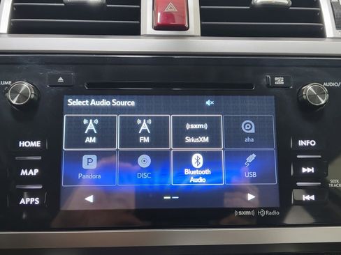 Used 2017 Subaru Legacy 2.5i Limited image 18