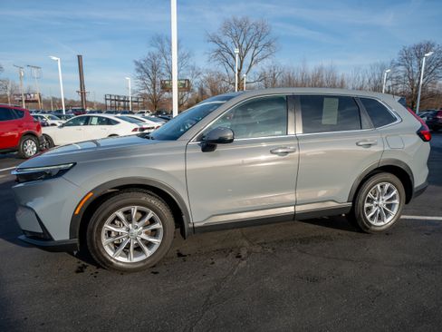 Certified 2023 Honda CR-V EX-L image 3