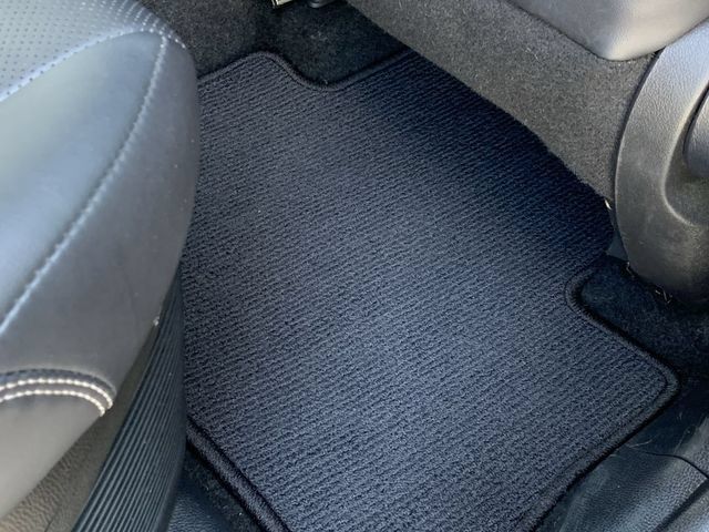 Used 2021 Toyota RAV4 Limited AWD/4WD image 37