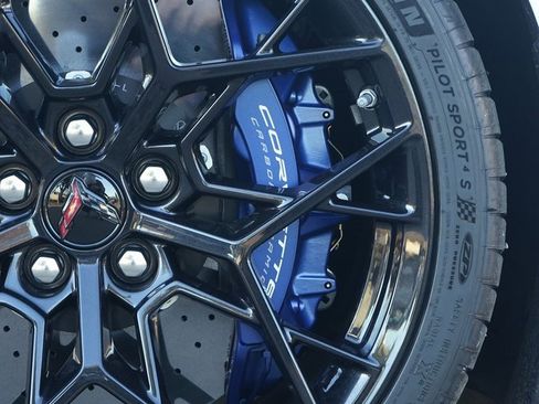 Used 2026 Chevrolet Corvette ZR1 w/ ZR1 Carbon Fiber Aero Package image 38