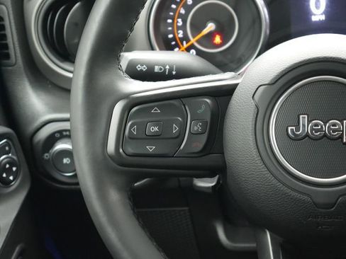 Used 2022 Jeep Wrangler Unlimited Sport AWD/4WD image 16