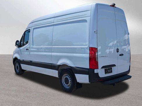 New 2025 Mercedes-Benz Sprinter 2500 image 3