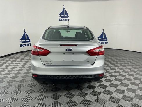 Used 2014 Ford Focus SE image 5