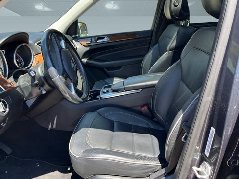 Used 2013 Mercedes-Benz ML 350 4MATIC image 3