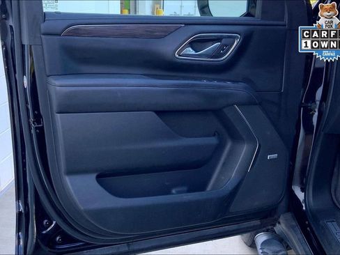 Used 2022 Chevrolet Suburban Z71 w/ Luxury Package AWD/4WD image 21