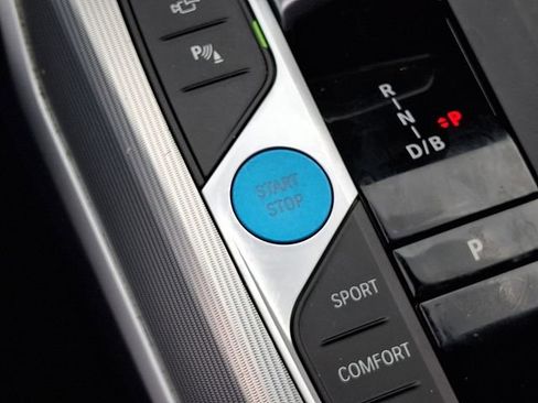 Used 2023 BMW i4 eDrive35 w/ Premium Package image 31