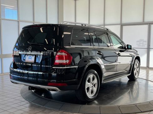 Used 2012 Mercedes-Benz GL 450 4MATIC image 7
