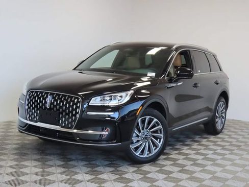 Used 2023 Lincoln Corsair Reserve FWD image 1