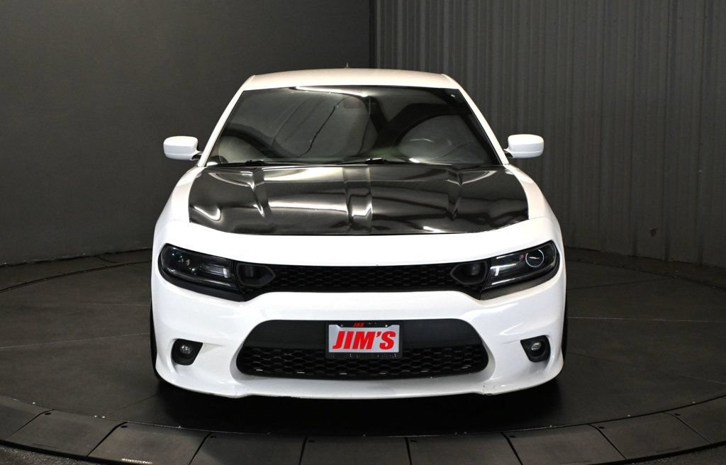 Used 2019 Dodge Charger R/T w/ Plus Group RWD image 2