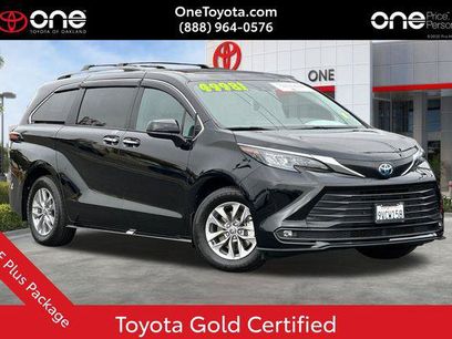 Certified 2025 Toyota Sienna XLE w/ XLE Plus Package