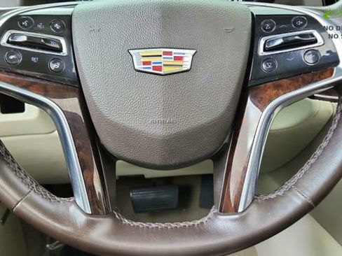 Used 2015 Cadillac Escalade Luxury RWD image 43