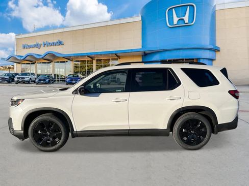 New 2026 Honda Pilot Black Edition image 2