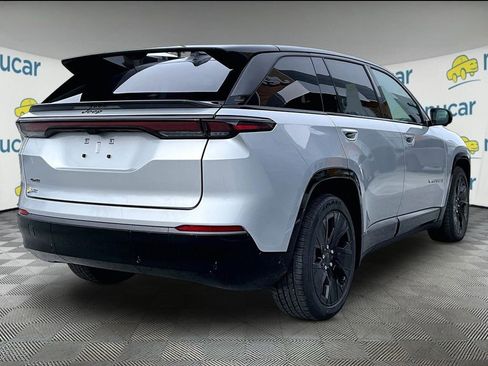 New 2025 Jeep Wagoneer S Limited AWD/4WD image 7