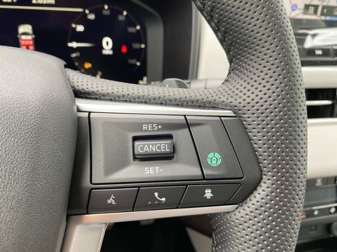 New 2025 Mitsubishi Outlander AWD image 16