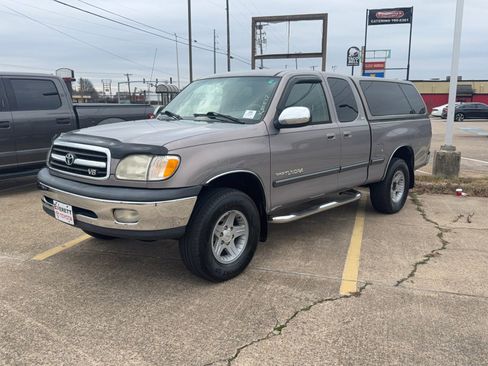 Used 2000 Toyota Tundra SR5 image 3