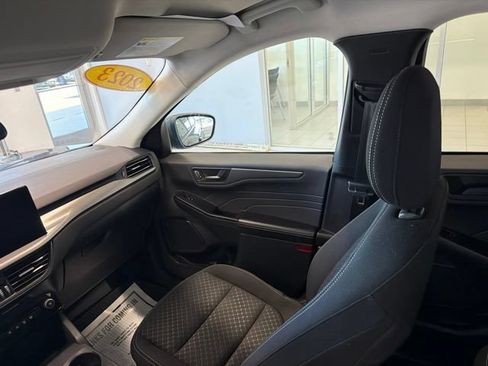 Used 2023 Ford Escape Active w/ Tech Pack #1 AWD/4WD image 39