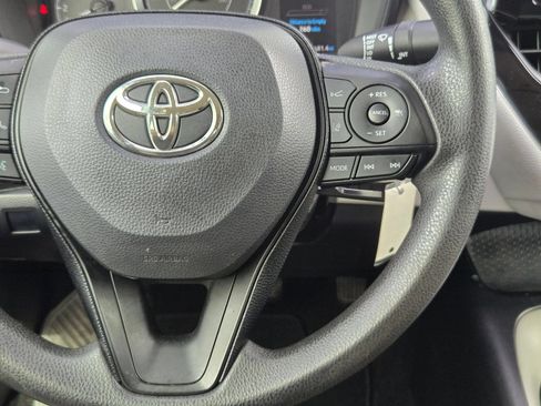 Used 2020 Toyota Corolla LE FWD image 23
