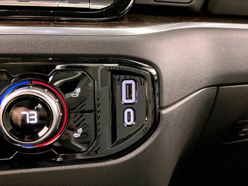 Certified 2026 GMC Sierra 1500 Elevation w/ Elevation Select Package image 57