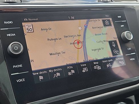 Used 2019 Volkswagen Tiguan SEL AWD/4WD image 16